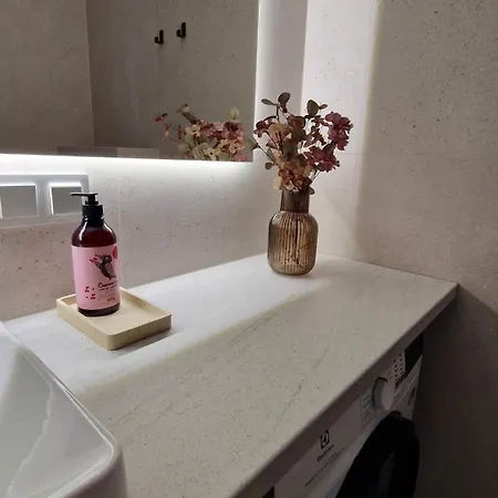 Braniborska Base Apartment