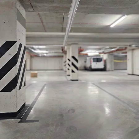 Apartment Braniborska Base *