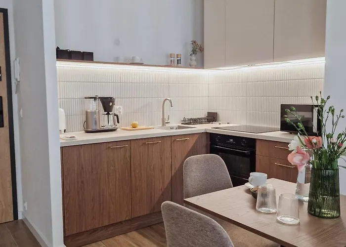 아파트 Braniborska Base *